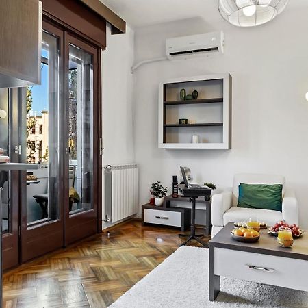 City Vibes Apartment Бухарест Экстерьер фото